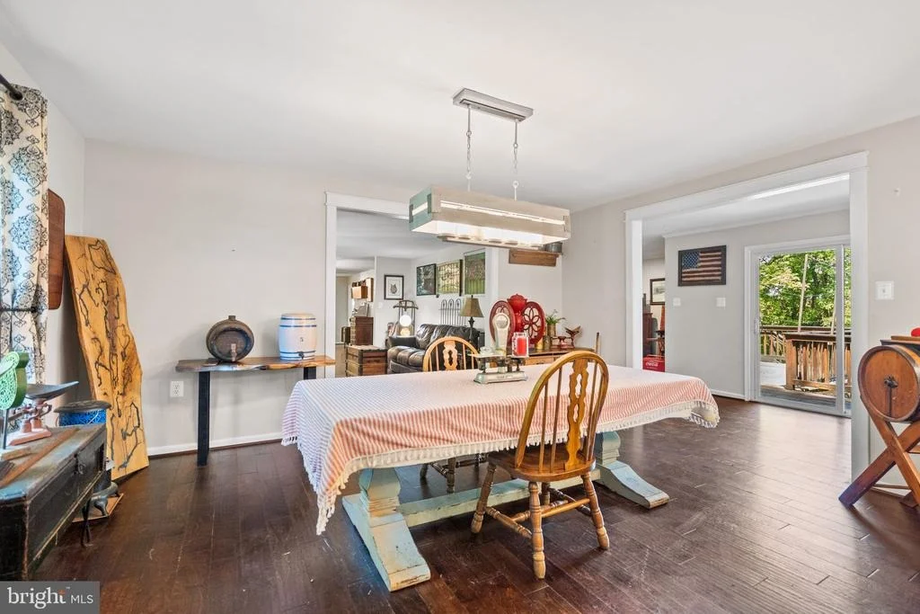 Photo of 7281 FORREST ROAD