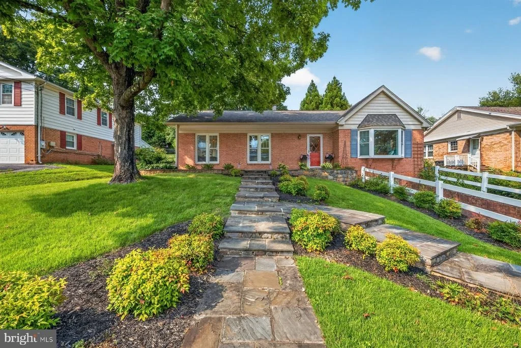 Photo of 1602 LEMONTREE LANE