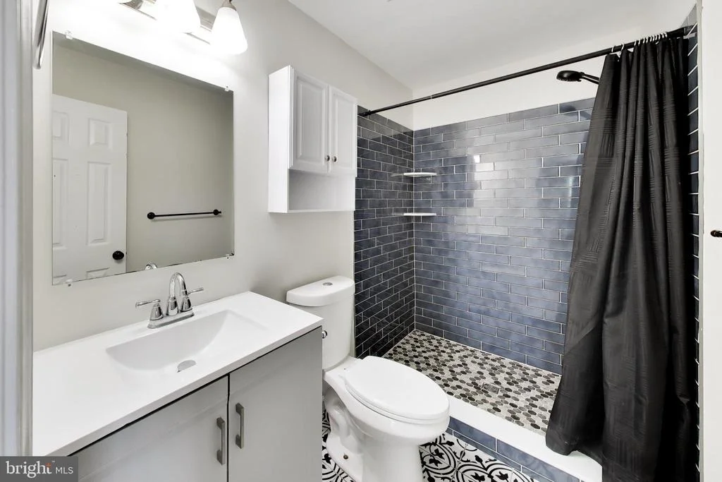 Photo of 2809 HACKNEY LANE