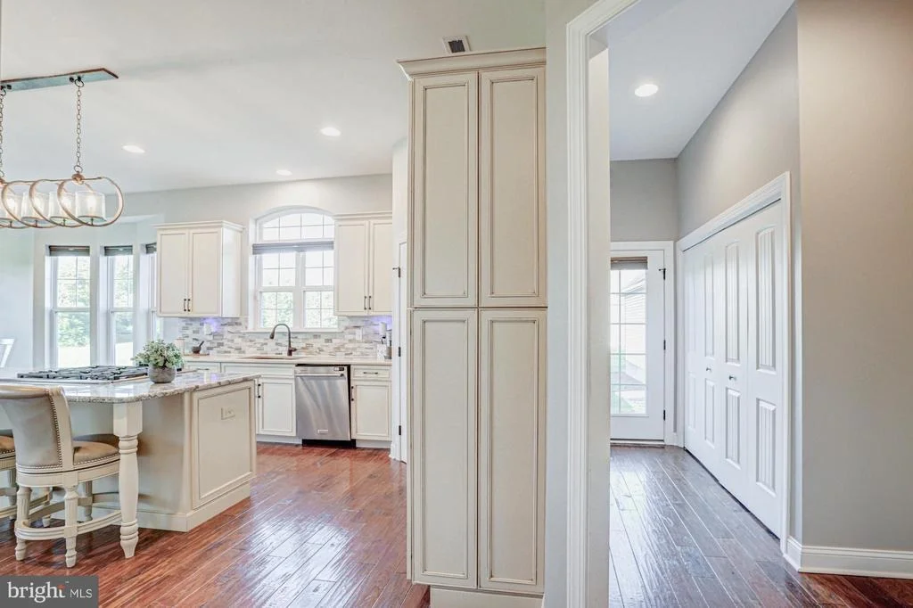 Photo of 1233 BUNKER HILL ROAD