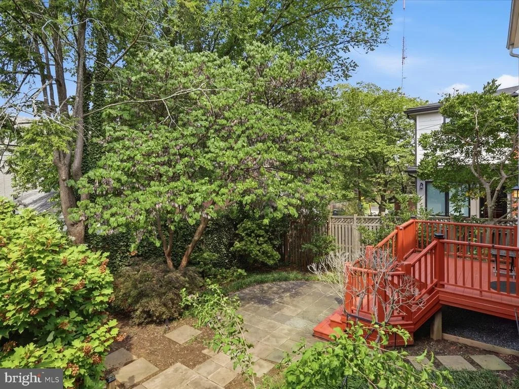 Photo of 4409 FARADAY PLACE NW