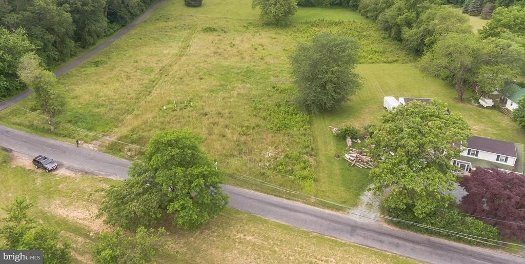 Photo of 401 BRYANTS NURSERY ROAD