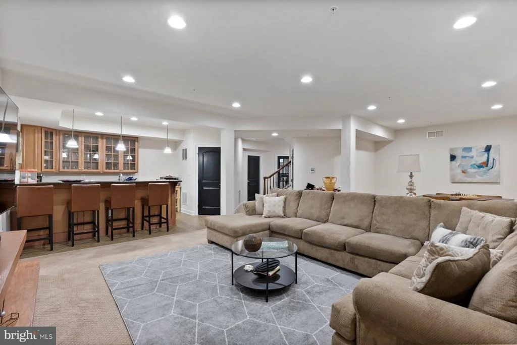 Photo of 14517 HIGHBURY LANE