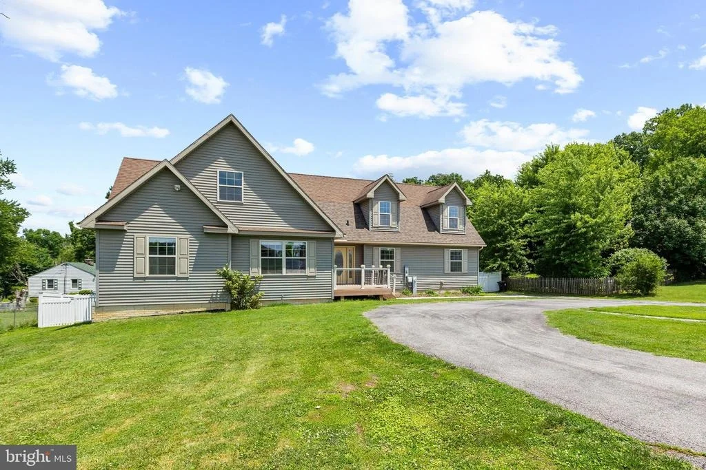 Photo of 7214 DOGWOOD ROAD
