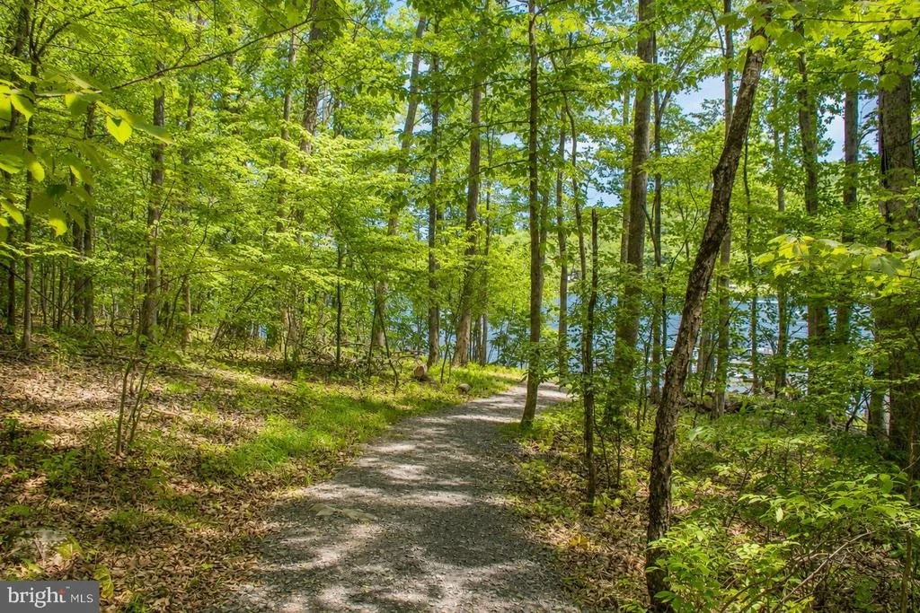 Photo of 94 MOUNTAINTOP ROAD