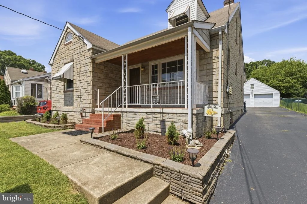 Photo of 1316 PINE GROVE AVENUE