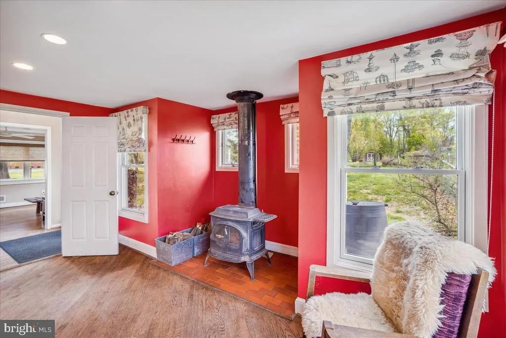 Photo of 2130 SPENCERVILLE ROAD