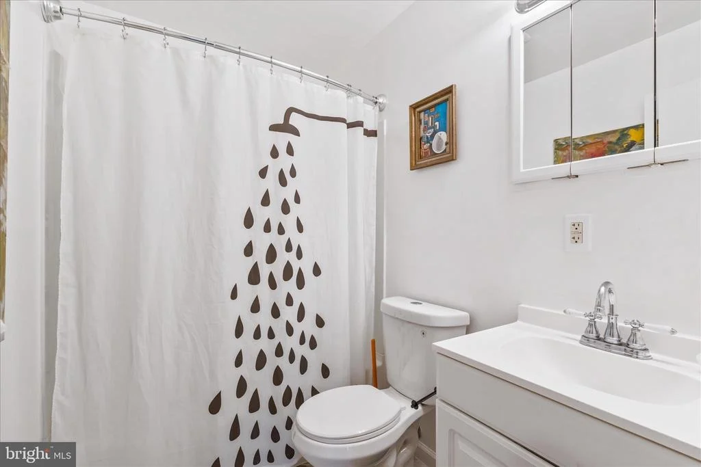 Photo of 466 CARROLLTON DRIVE