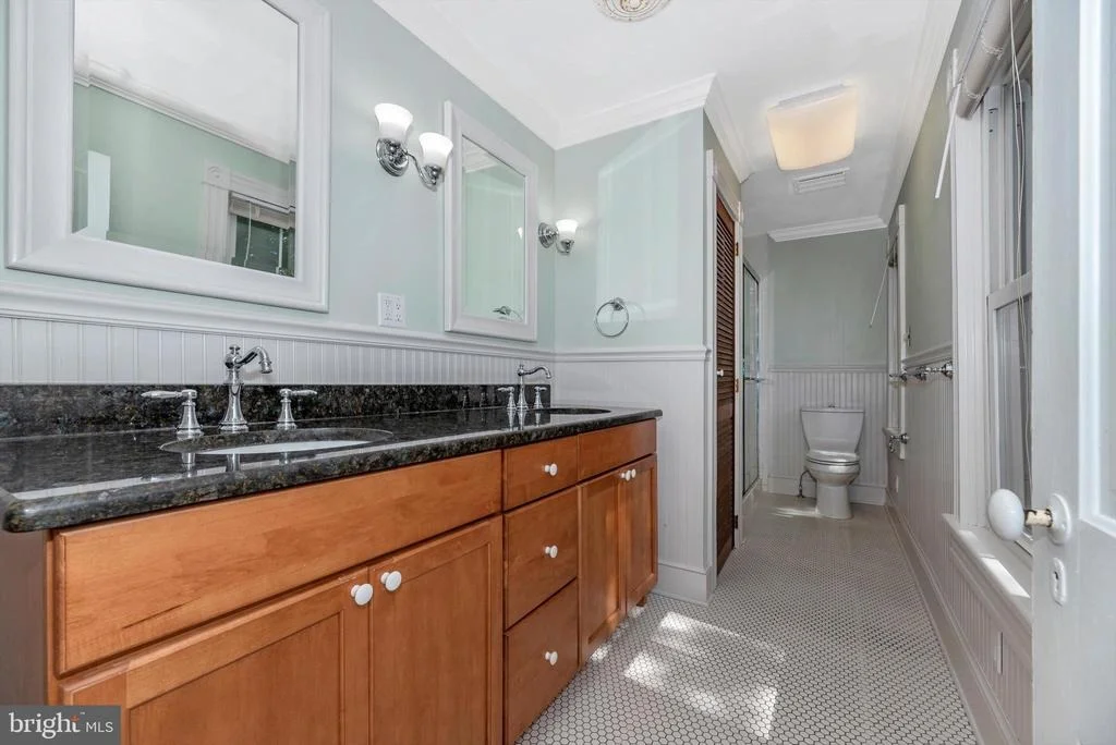 Photo of 403 WALNUT STREET
