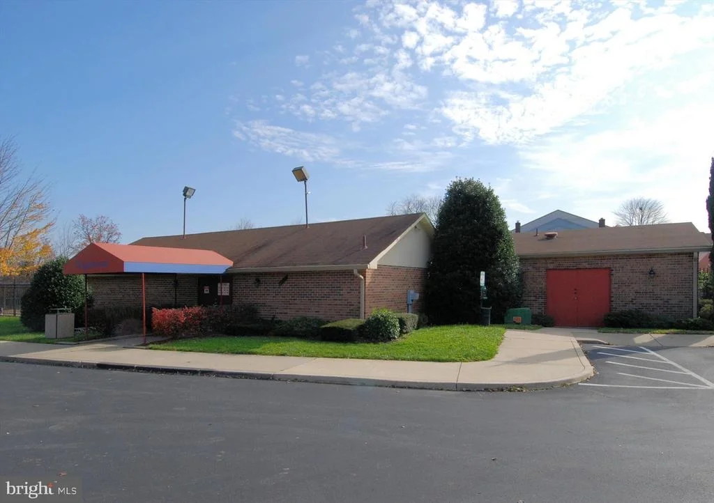 Photo of 3024 MEMORY LANE