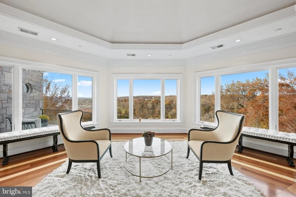 Photo of 612 RIVERCREST DRIVE