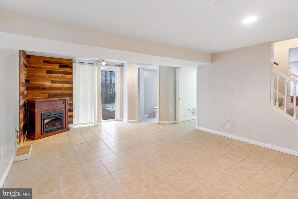 Photo of 5483 RECTOR DRIVE