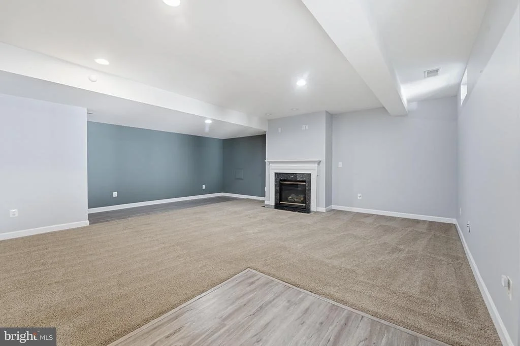 Photo of 2148 CHESTNUT LANE