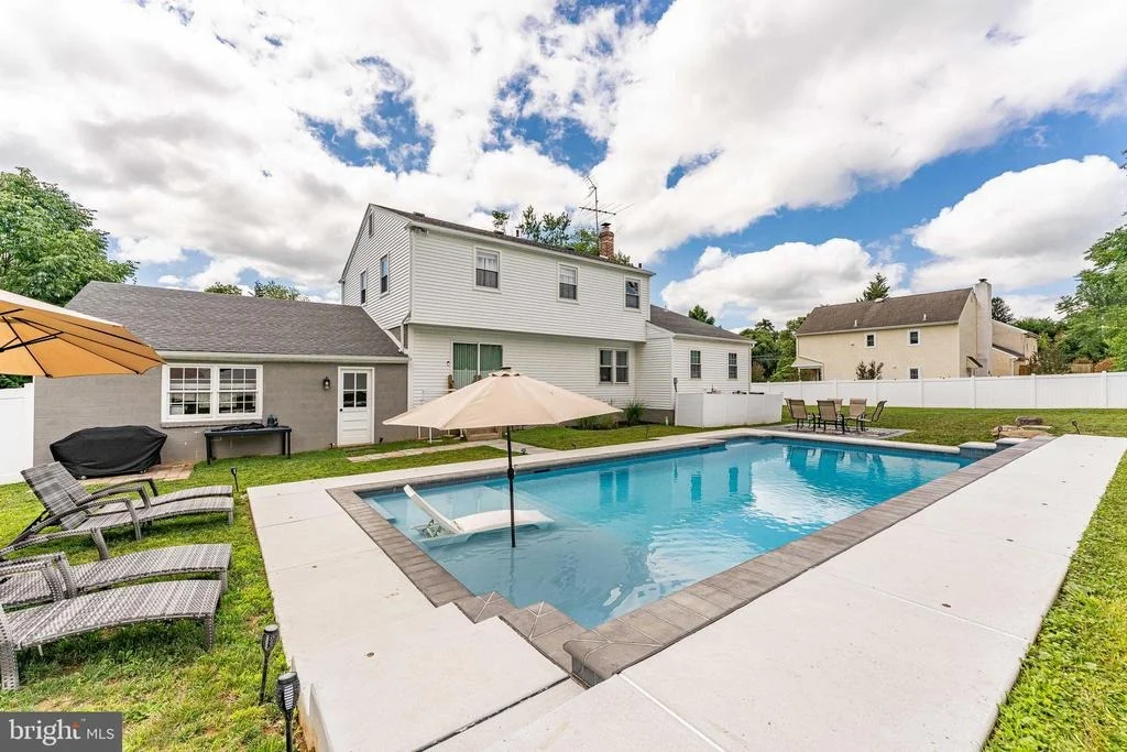 Photo of 20 WALNUT STREET