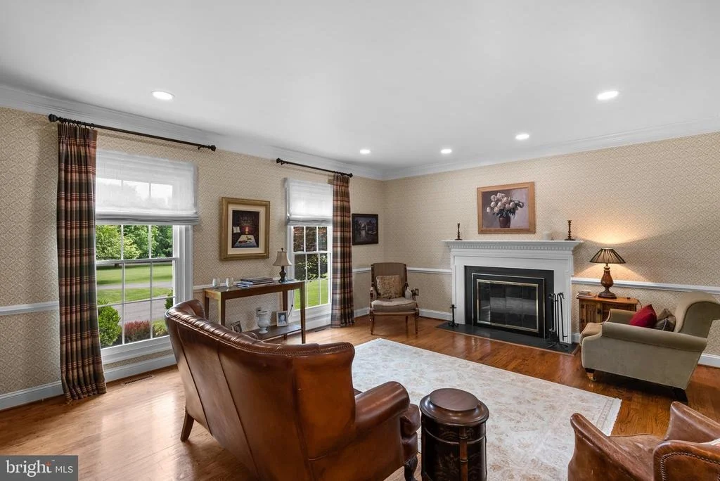 Photo of 21108 GOLF ESTATES DRIVE