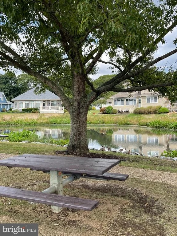 Photo of 237 LAKESIDE DRIVE
