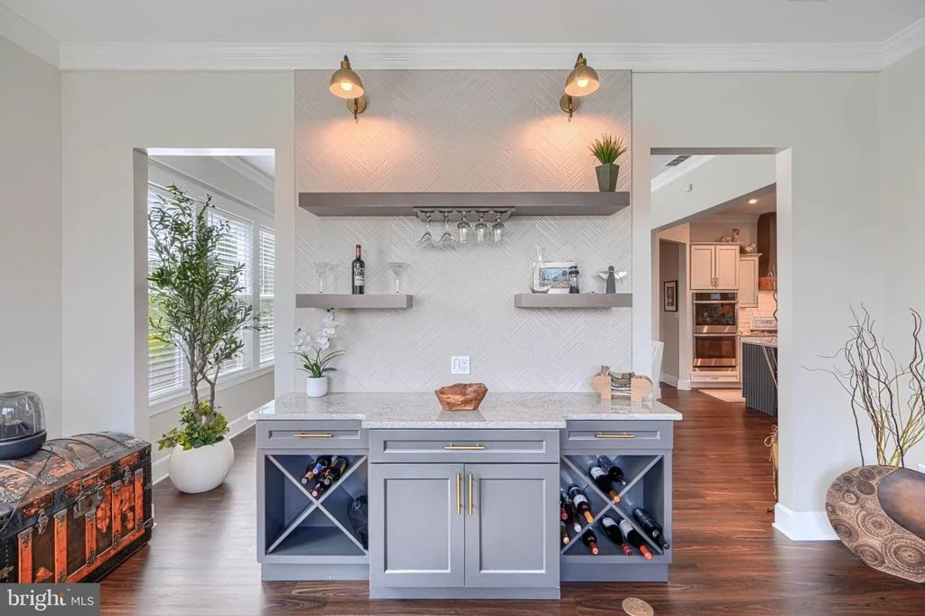 Photo of 320 BAYBERRY DRIVE