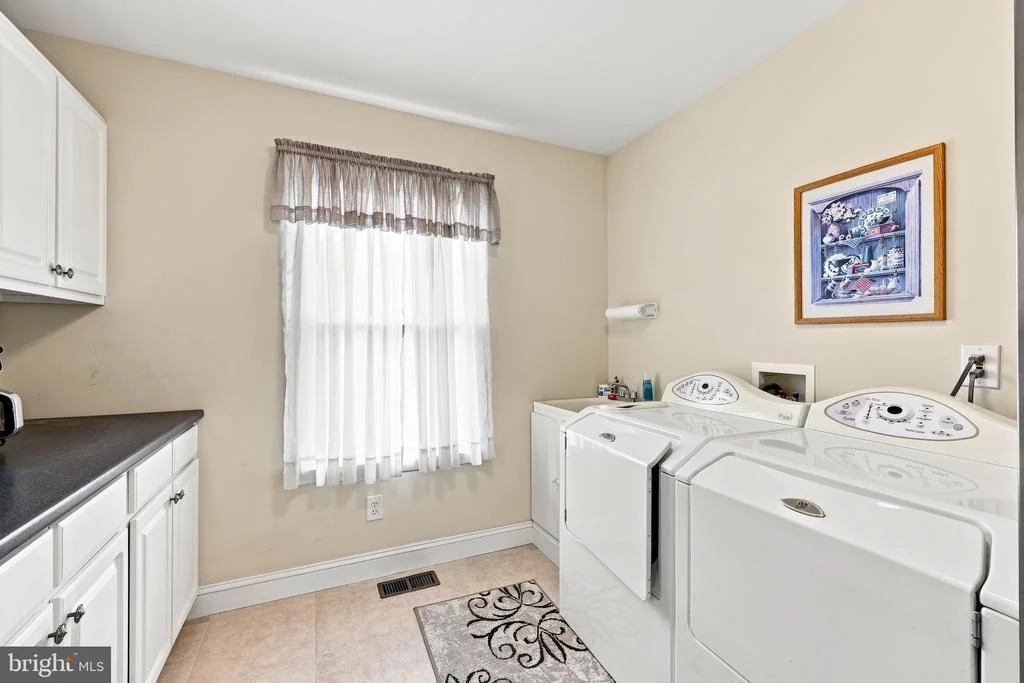 Photo of 646 ALBERTSON ROAD