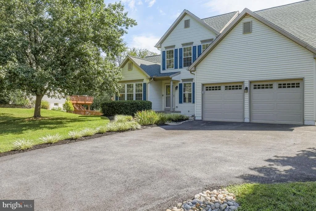 Photo of 8322 JORDAN VALLEY WAY