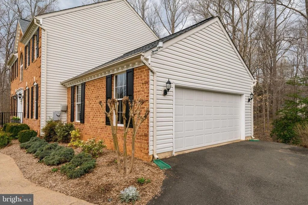 Photo of 7872 SLY FOX LANE