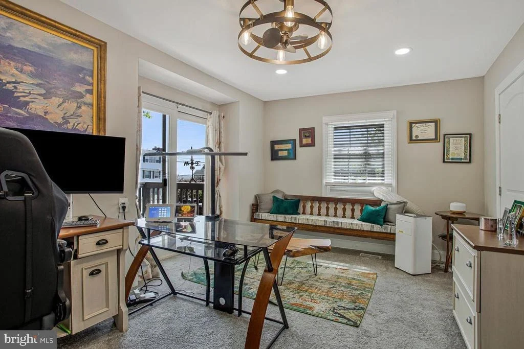 Photo of 4912 MARINERS DRIVE