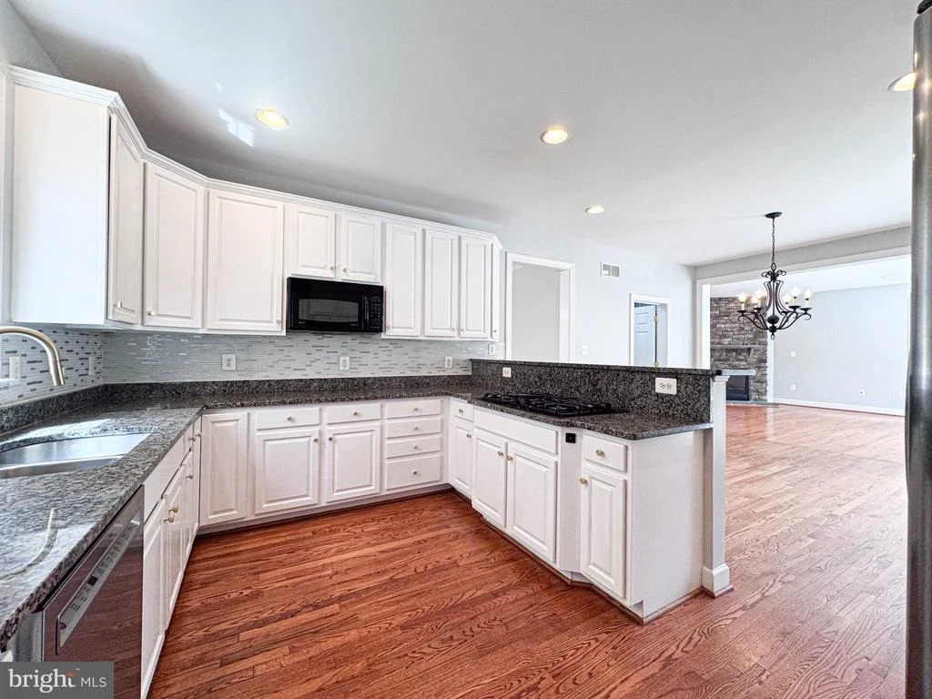 Photo of 42631 EXPLORER DRIVE