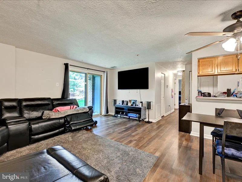 Photo of Unit 209C at 209 OAK LEAF CIRCLE