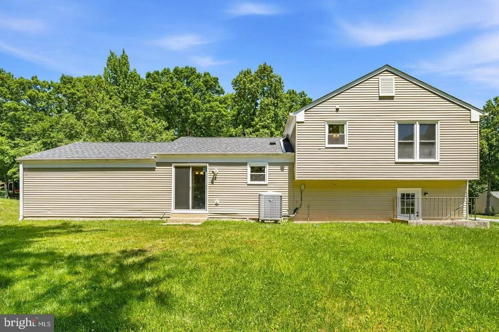 Photo of 10107 SNOWDEN ROAD