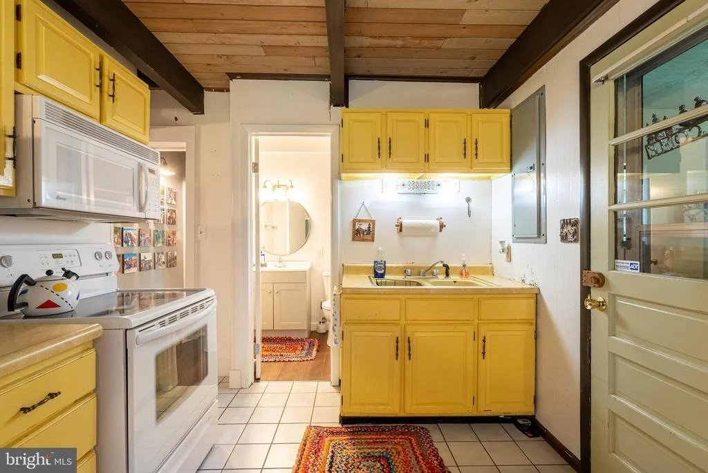 Photo of 4838 BEAR CREEK ROAD