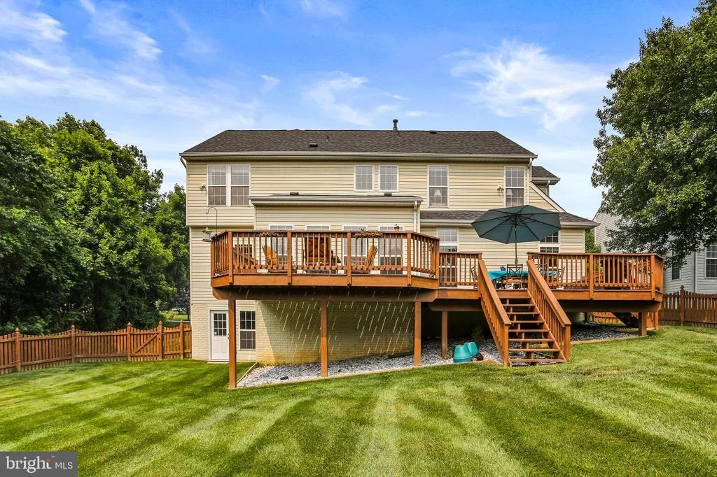 Photo of 8624 WATER FALL DRIVE