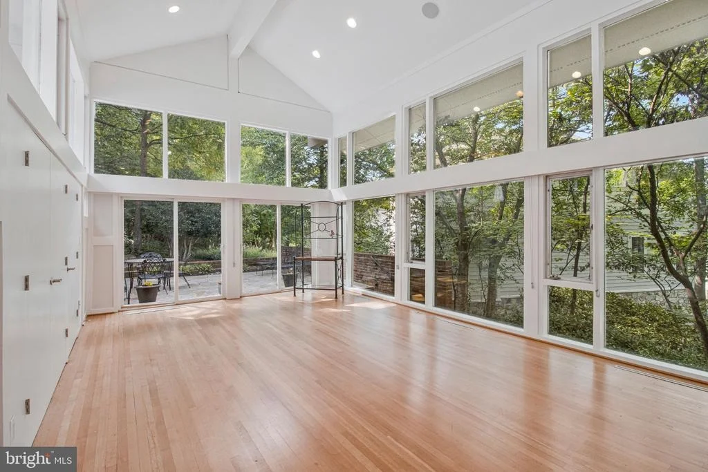 Photo of 1753 ARMY NAVY DRIVE