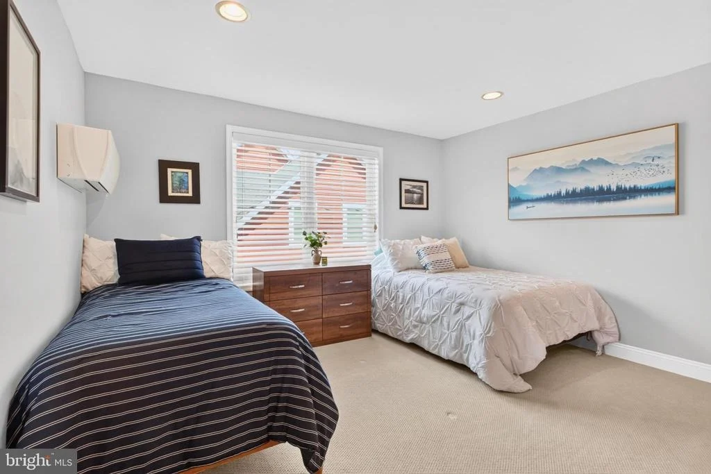 Photo of 17327 VENABLES DRIVE