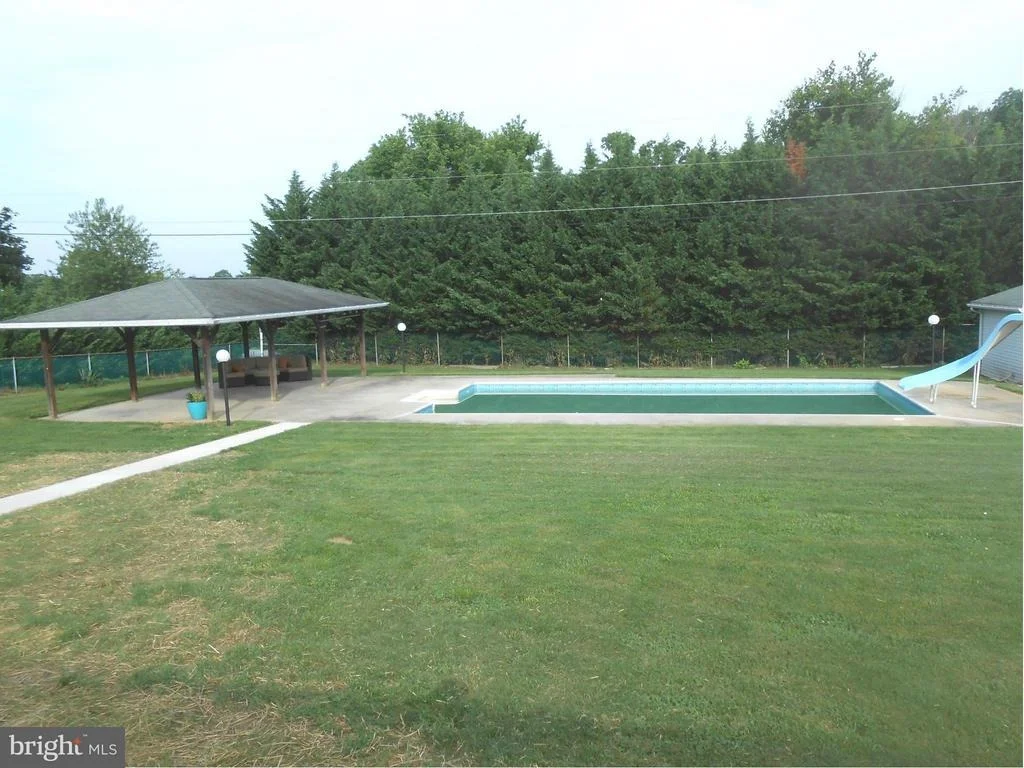 Photo of 7602 MCCLELLAN AVENUE