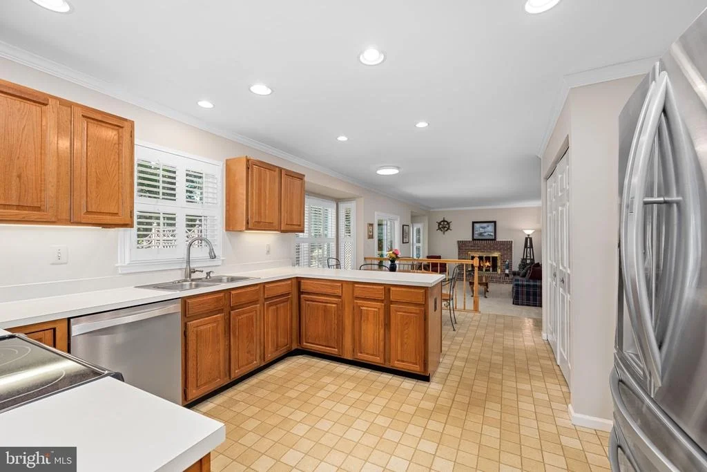 Photo of 9304 MAINSAIL DRIVE