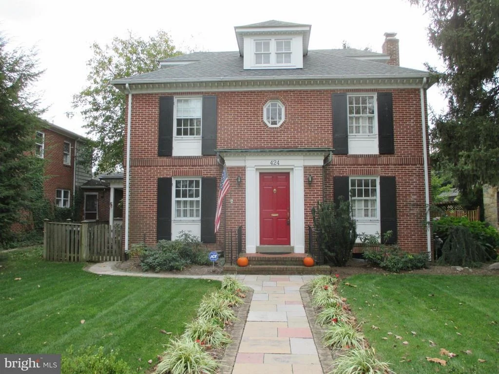Photo of 424 CARROLL PARKWAY