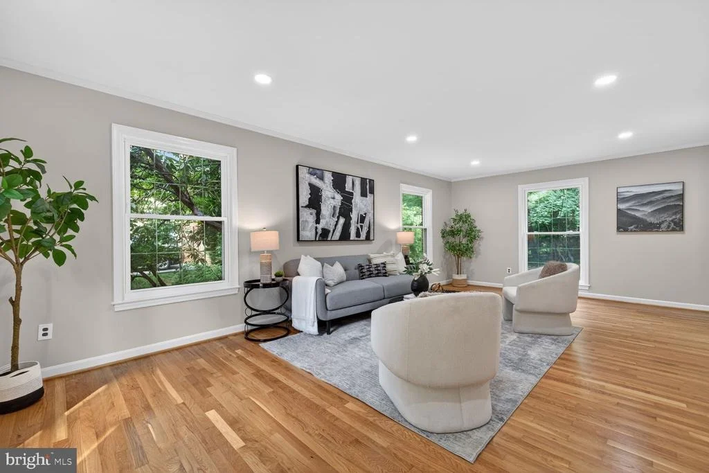 Photo of 1395 STRATTON DRIVE
