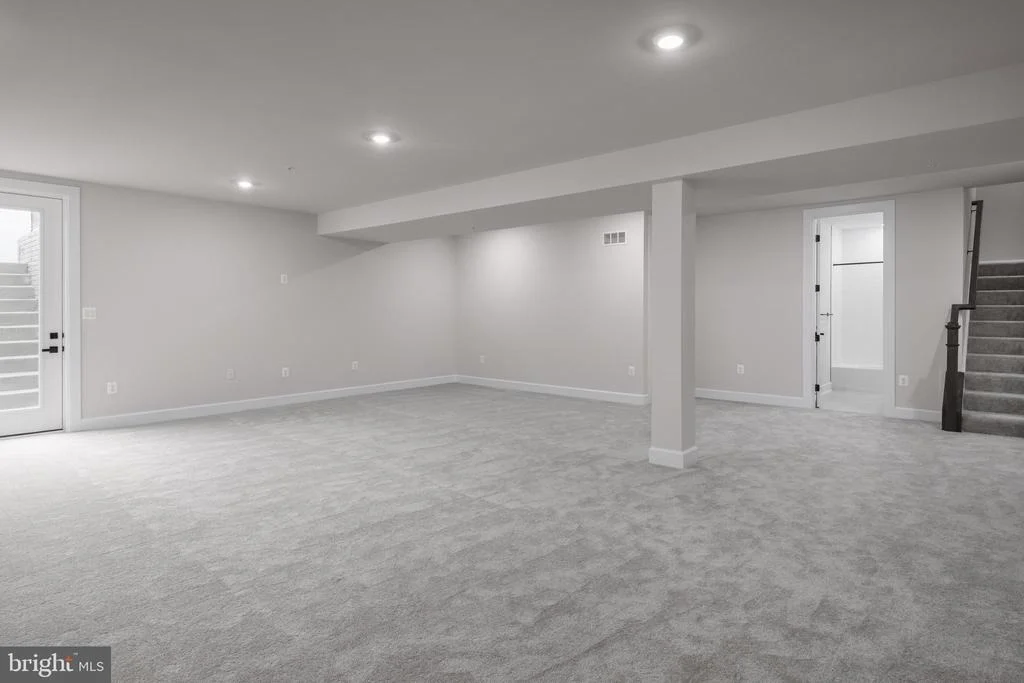 Photo of 1430 CRANESBILL LANE