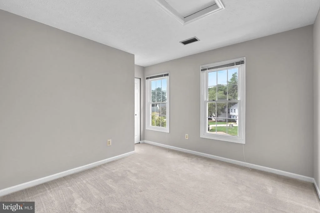 Photo of 9571 KINGS GRANT ROAD