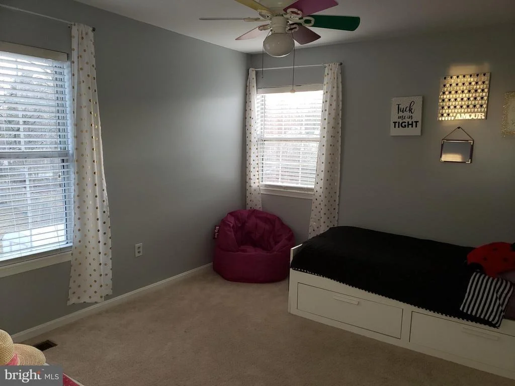 Photo of 9103 JOUSTING LANE