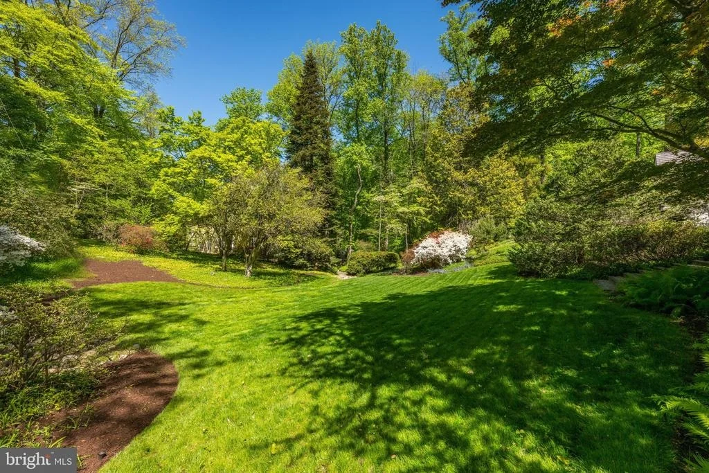 Photo of 7019 ARMAT DRIVE