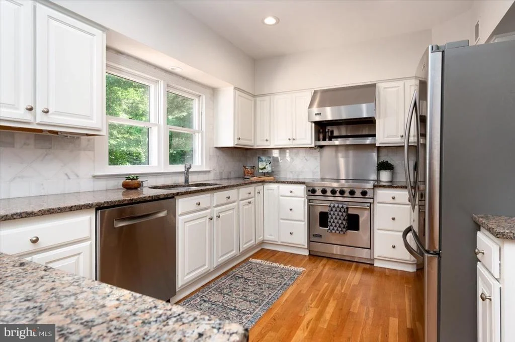 Photo of 534 POST OAK ROAD