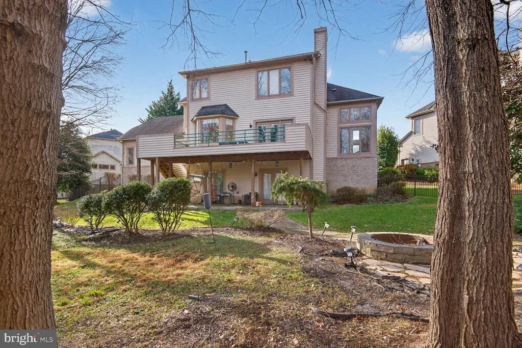 Photo of 11300 WATER POINTE CIRCLE