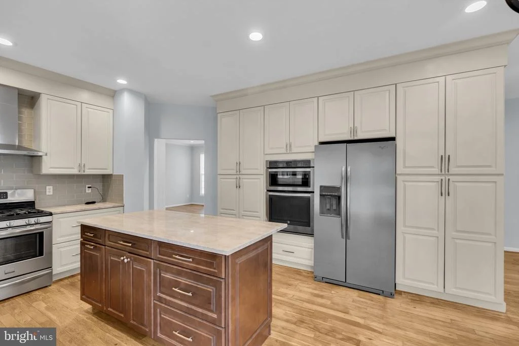 Photo of 43553 DEMPSEY LANE