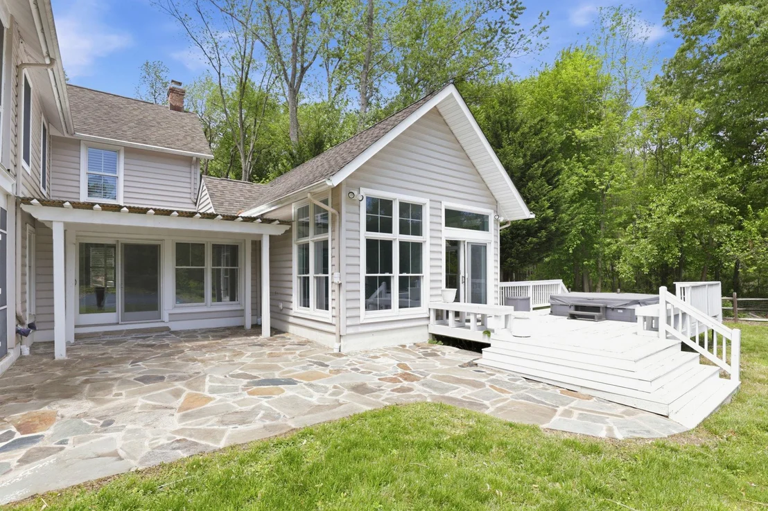 Photo of 5865 DEALE BEACH ROAD