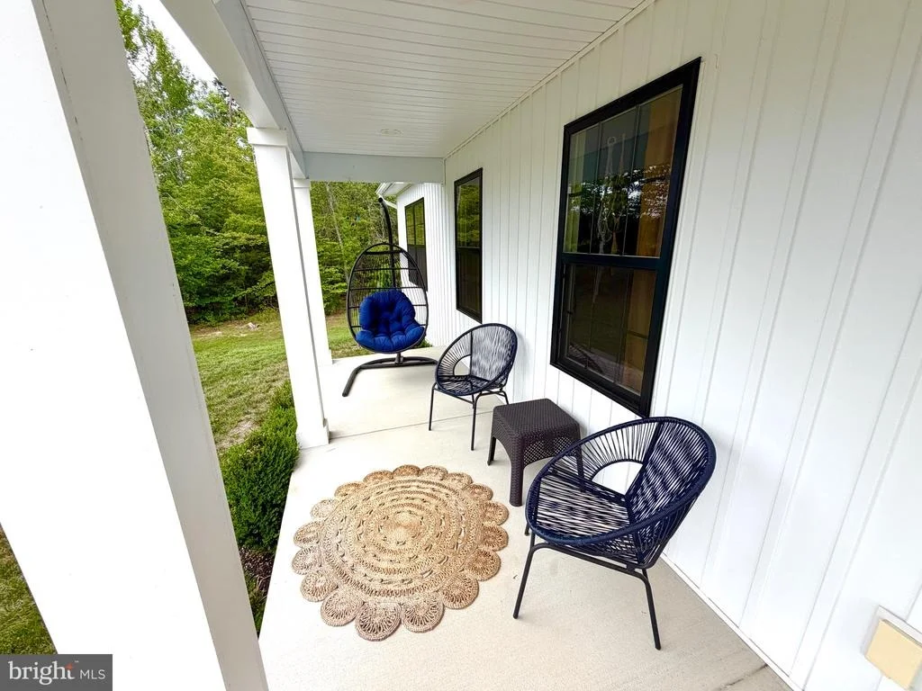 Photo of 9807 ROBERT E LEE DRIVE
