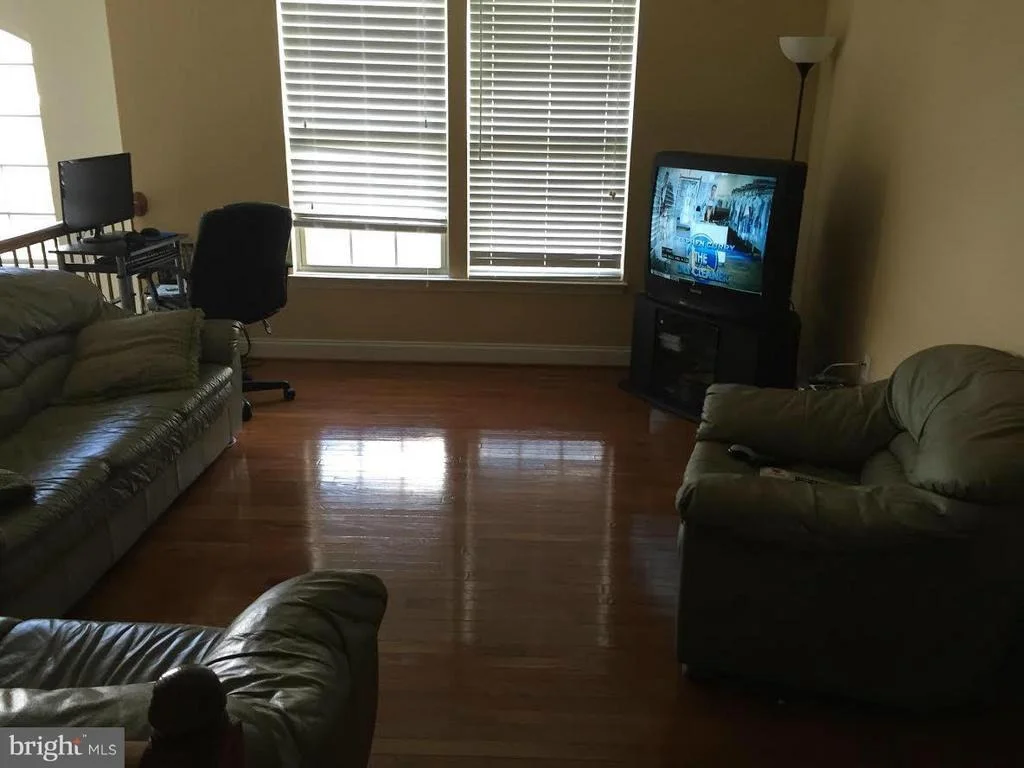 Photo of 4126 BROOKSIDE OAKS