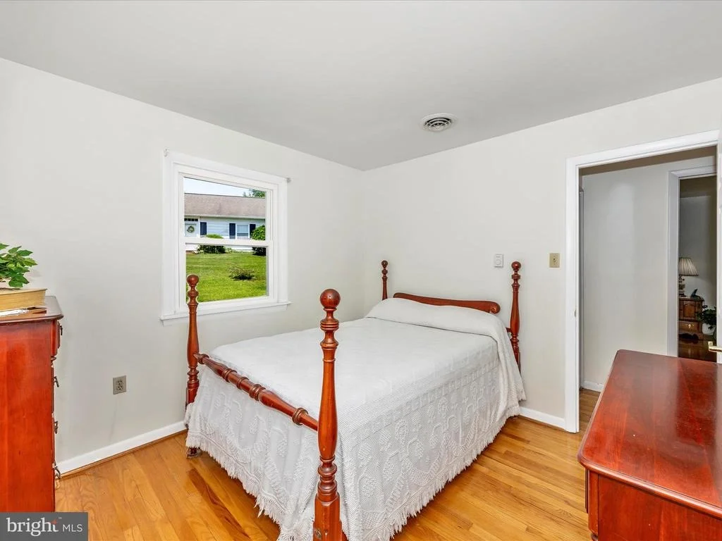 Photo of 5634 SHOOKSTOWN ROAD