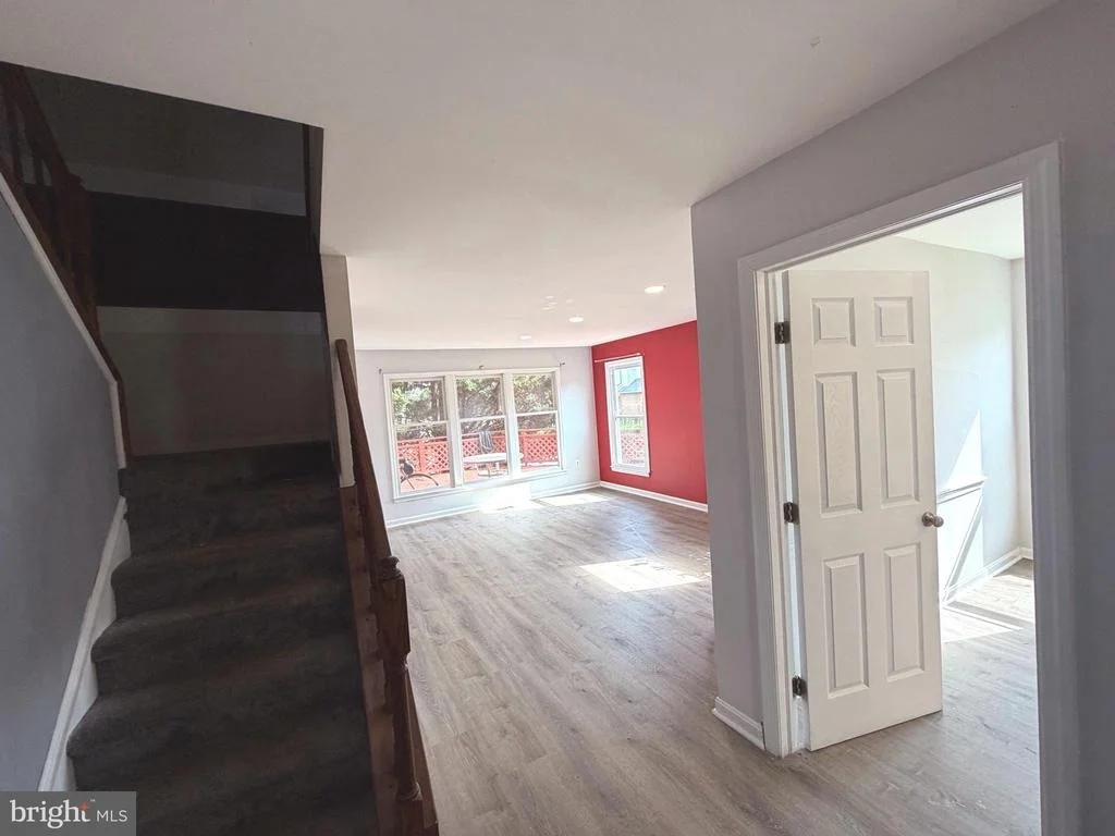 Photo of 9348 CREEKVIEW DRIVE