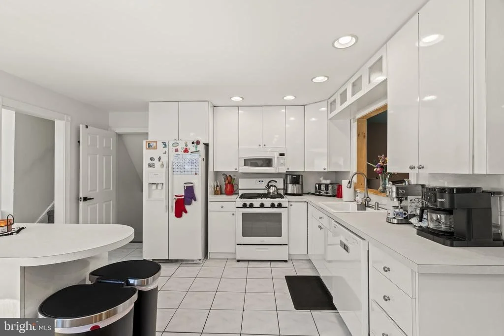 Photo of 409 BRADFORD ROAD