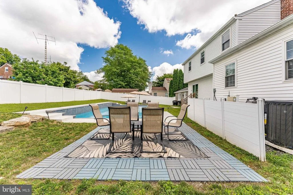 Photo of 20 WALNUT STREET